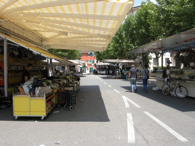 Spostamento del mercato settimanale in parco Vinta Fiorenza